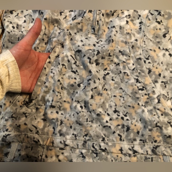 Lululemon Lightened Up Pullover - Picture 7 of 13